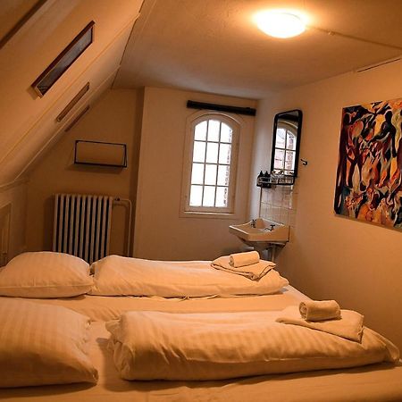 Bed and Breakfast Den Gamle Arrest Ribe Exterior foto