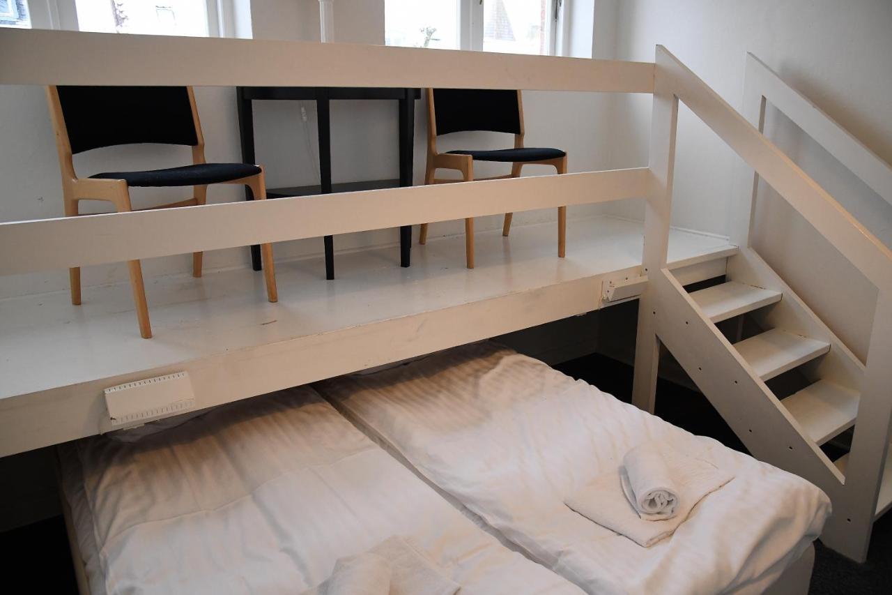 Bed and Breakfast Den Gamle Arrest Ribe Exterior foto