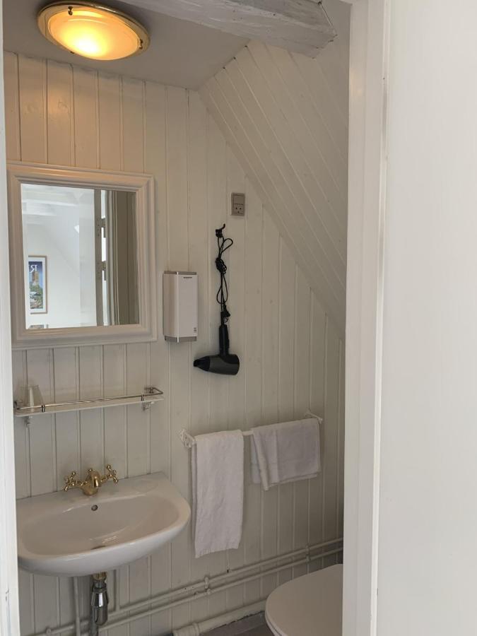 Bed and Breakfast Den Gamle Arrest Ribe Exterior foto
